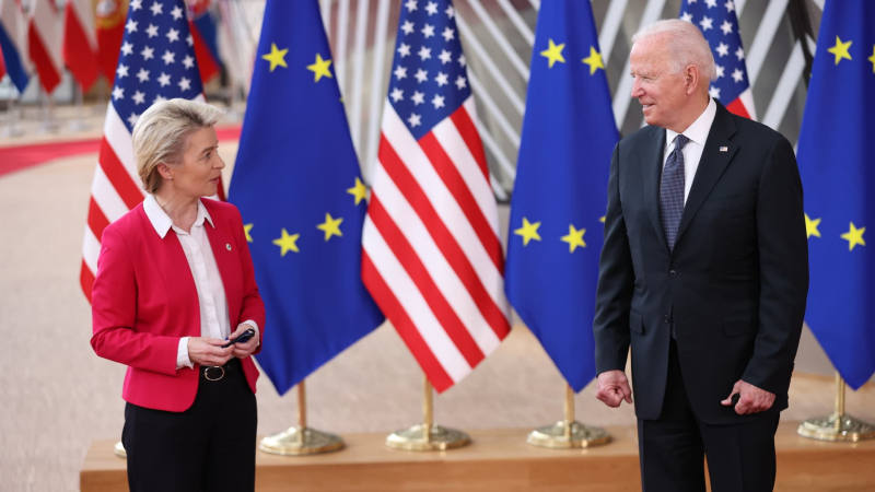US Präsident Joe Biden und Ursula v.d. Leyen einigen sich zur Umsetzung des EU-US-Abkommens Datenschutz-Framework